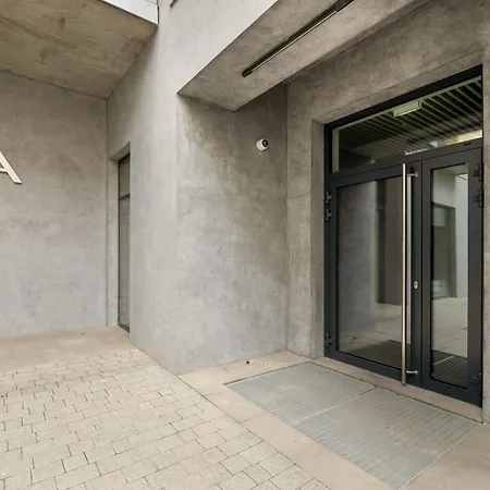 Stylish With Air Condtioning By Renters Prestige Lodz (Lodz)