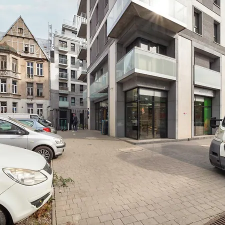 Stylish With Air Condtioning By Renters Prestige * Lodz