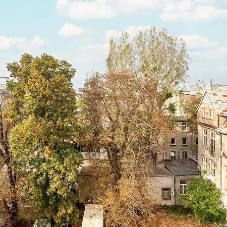 Stylish With Air Condtioning By Renters Prestige