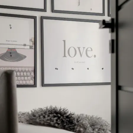 Apartment Stylish With Air Condtioning By Renters Prestige