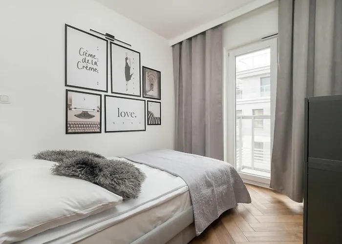 公寓 Stylish With Air Condtioning By Renters Prestige *