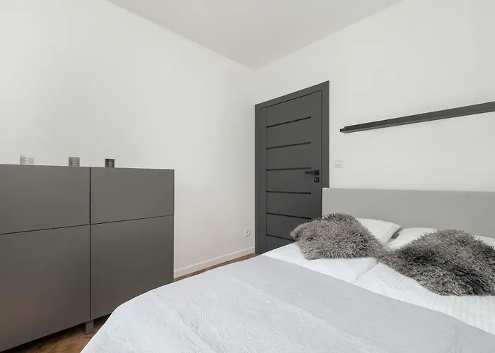 Stylish With Air Condtioning By Renters Prestige 公寓