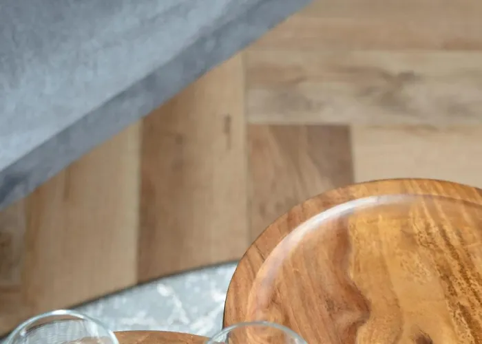 公寓 Stylish With Air Condtioning By Renters Prestige *