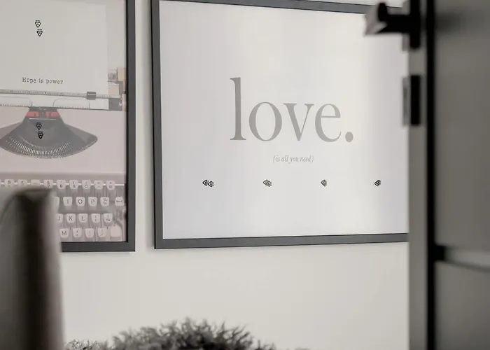 公寓 Stylish With Air Condtioning By Renters Prestige